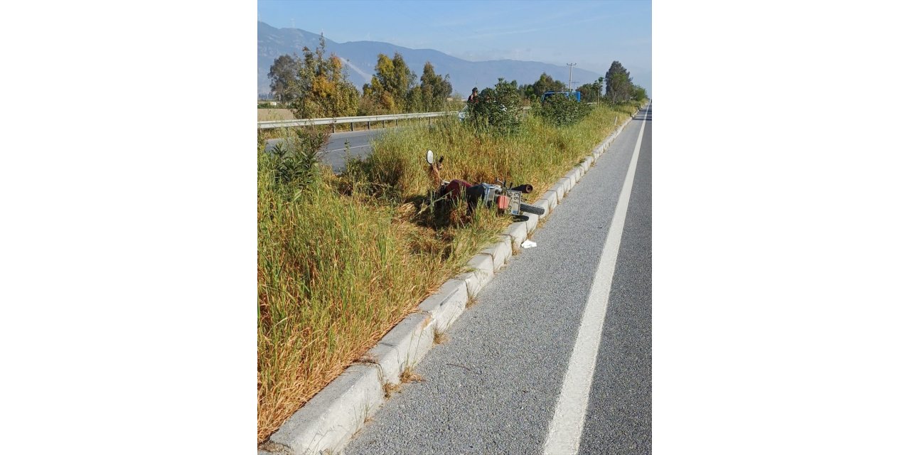 Aydın'da refüje çarpan motosikletin sürücüsü öldü