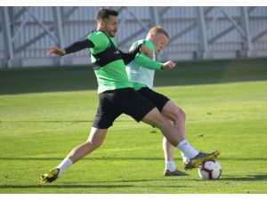 Konyaspor, Galatasaray maçı hazırlıklarına başladı