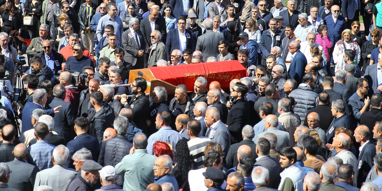 CHP Kayseri İl Başkanı Keskin'in vefat eden oğlunun cenazesi toprağa verildi