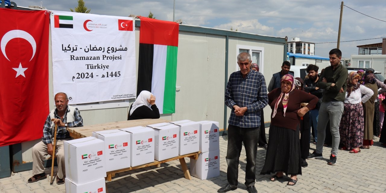 BAE'den Adıyaman'da ihtiyaç sahibi ailelere gıda yardımı