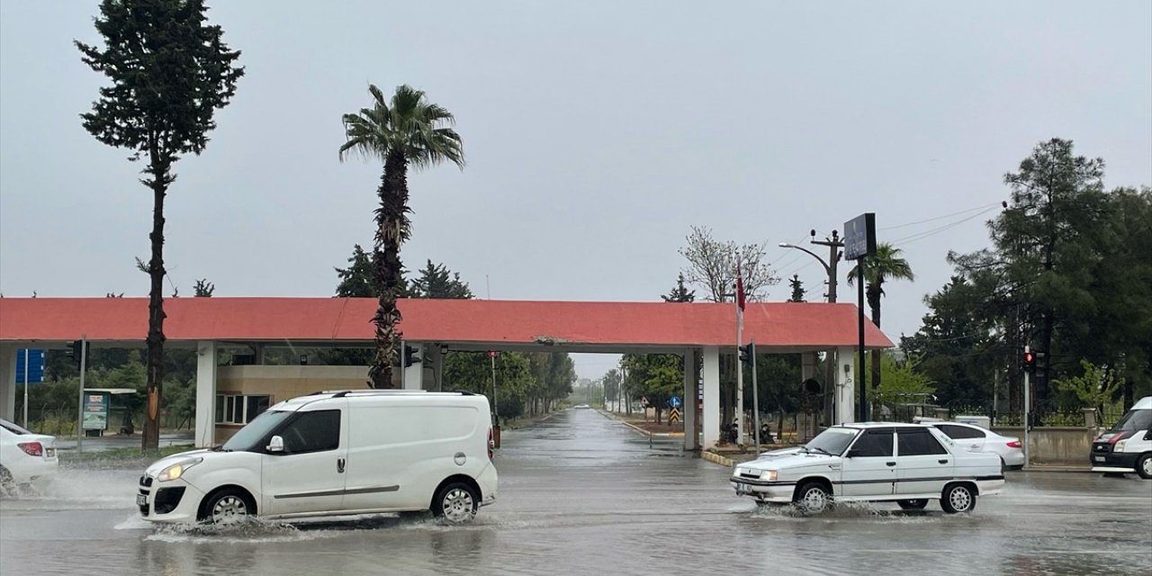 Şanlıurfa'da sağanak etkili oldu