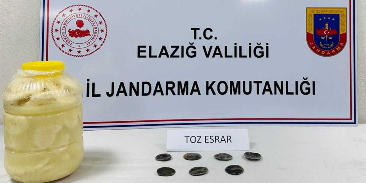 Elazığ'da peynir bidonunda esrar ele geçirildi