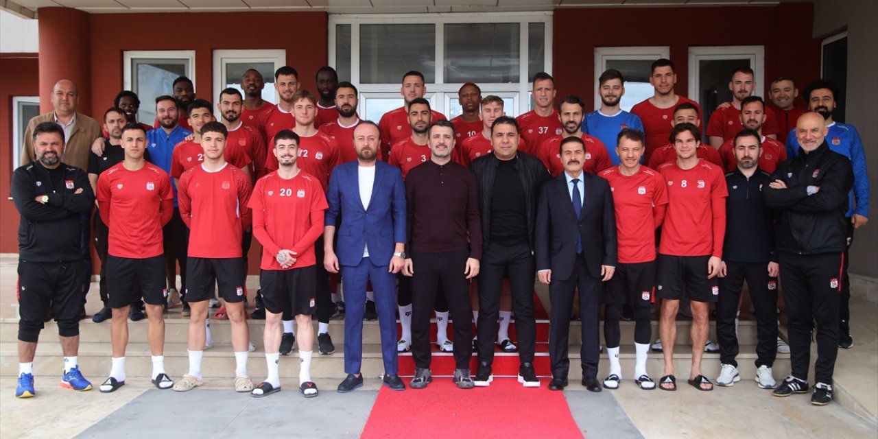 Sivasspor Kulübünde bayramlaşma programı düzenlendi