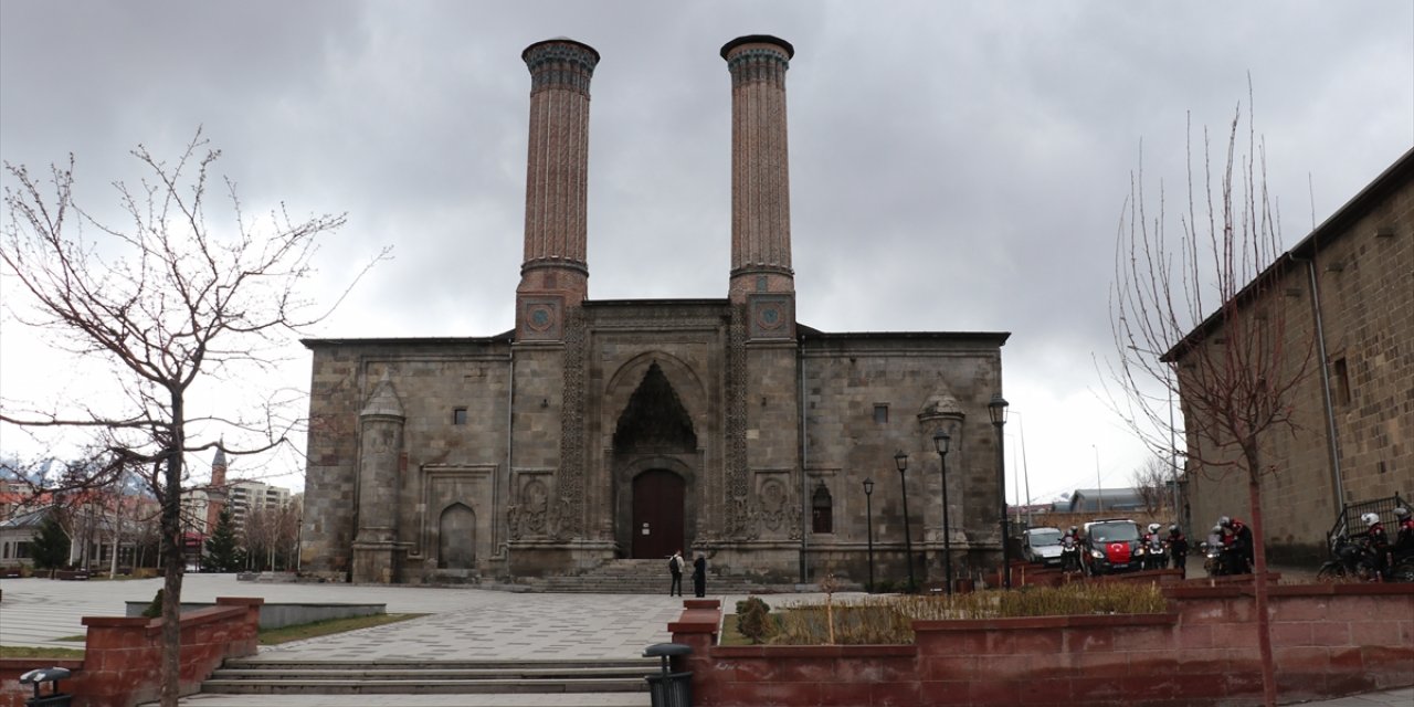 Erzurum bayramda da kış ve kültür turizmi misafirlerini ağırlıyor