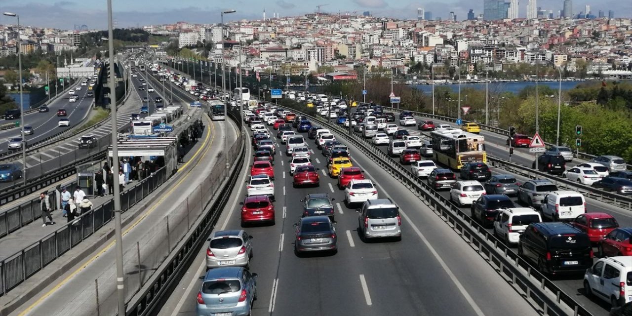 İstanbul'da bayramın birinci gününde trafik yoğunluğu