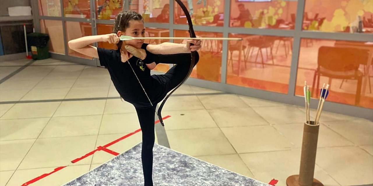 Akrobatik okçu Dilek'in hedefi Dünya Göçebe Oyunları'nda mücadele etmek