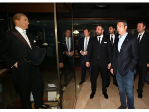 Altay Kulübü Başkanı Ekmekçioğlu'ndan Ali Koç'a ziyaret
