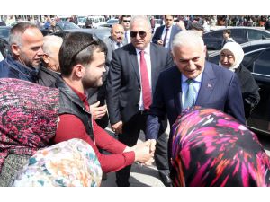 Binali Yıldırım'dan Düzce Belediye Başkanı Özlü'ye tebrik ziyareti