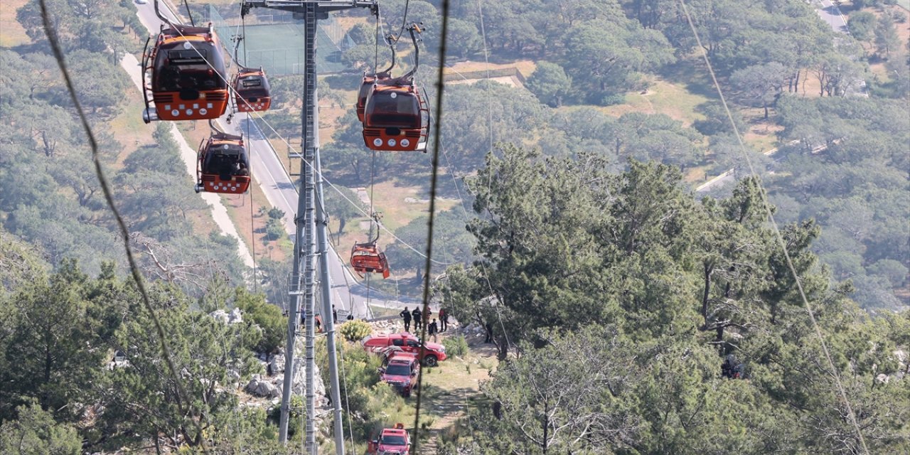 AFAD Başkanı Memiş, Antalya'daki teleferik kazasına ilişkin açıklamada bulundu: