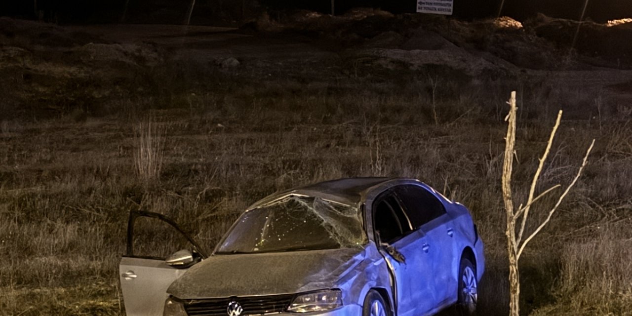 Nevşehir'de tarlaya devrilen otomobildeki kişi öldü