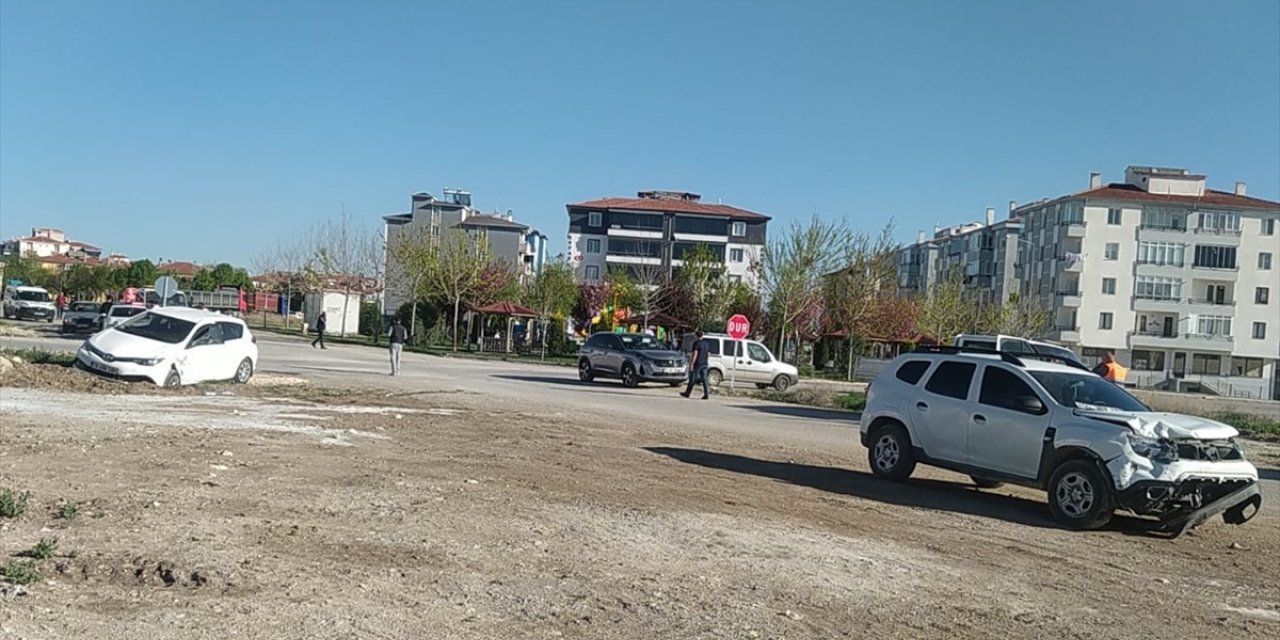 Çorum’daki trafik kazasında 6 kişi yaralandı