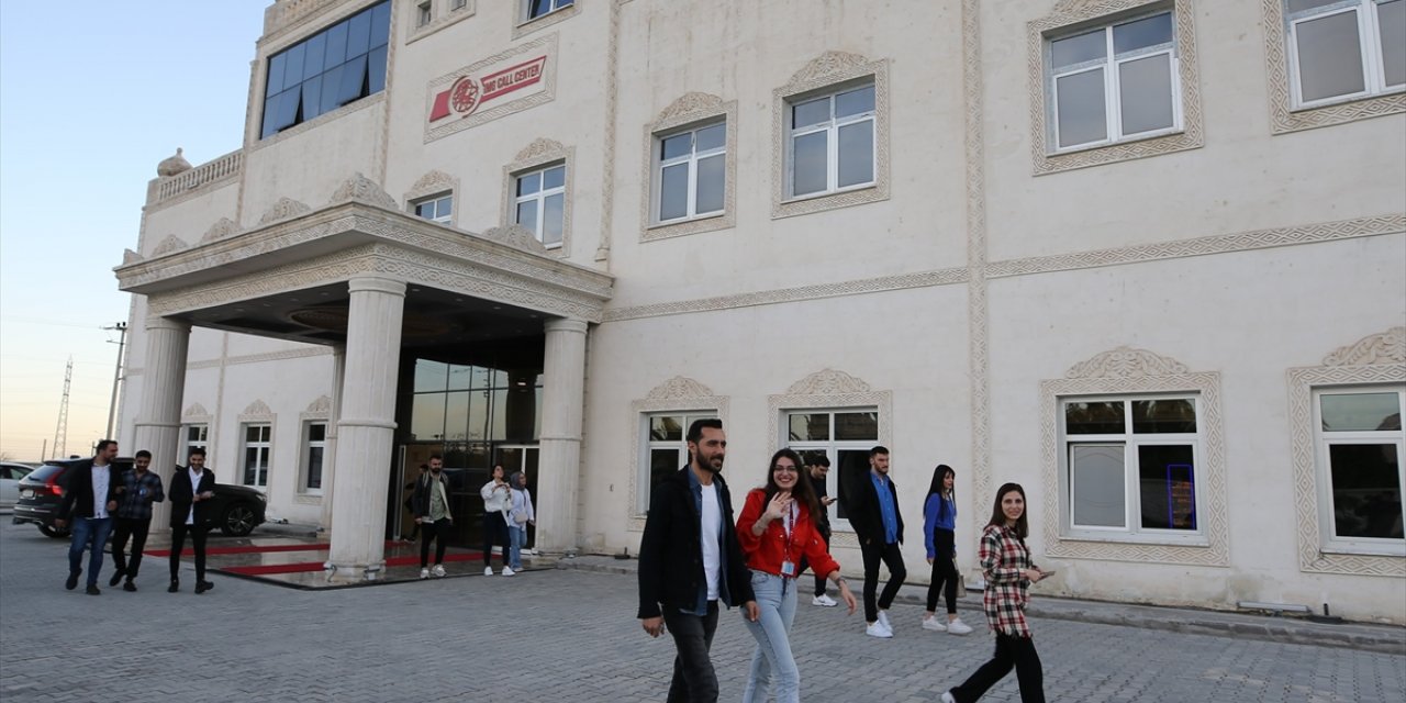 Kadın girişimci Mardin'de açtığı çağrı merkezinde 100 genci istihdam ediyor