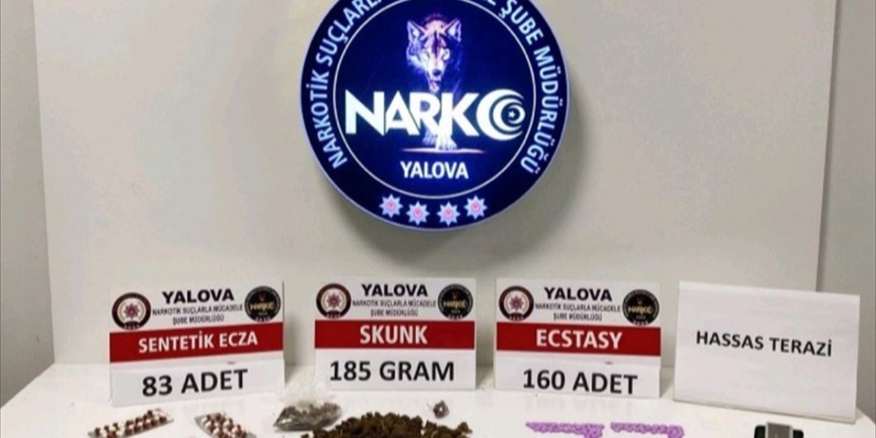 Yalova’da uyuşturucu ticareti yaptıkları iddiasıyla 2 zanlı tutuklandı