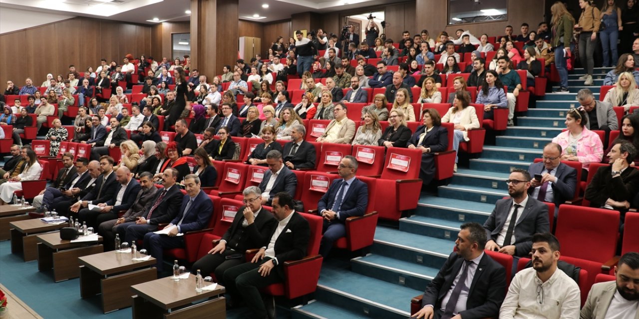 Kuzey Makedonya'daki Uluslararası Balkan Üniversitesi bünyesinde Balkan Araştırmaları Merkezi açıldı