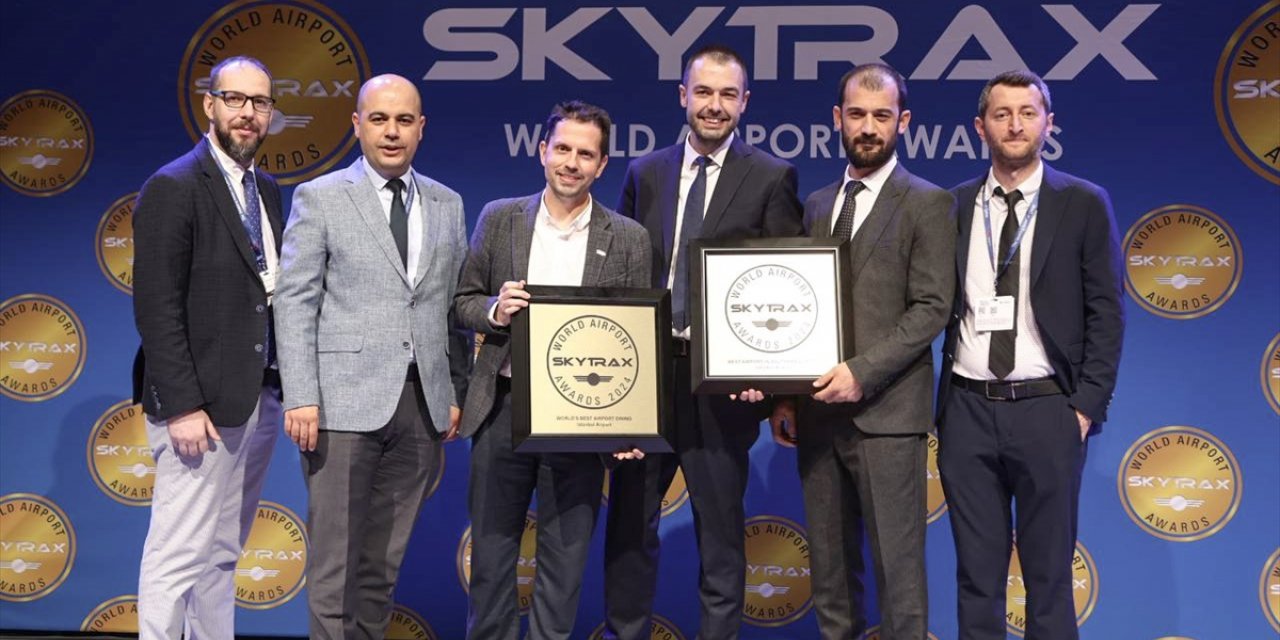 Dünyanın en iyi 10 havalimanı arasına giren İstanbul Havalimanı'na Skytax'tan iki ödül