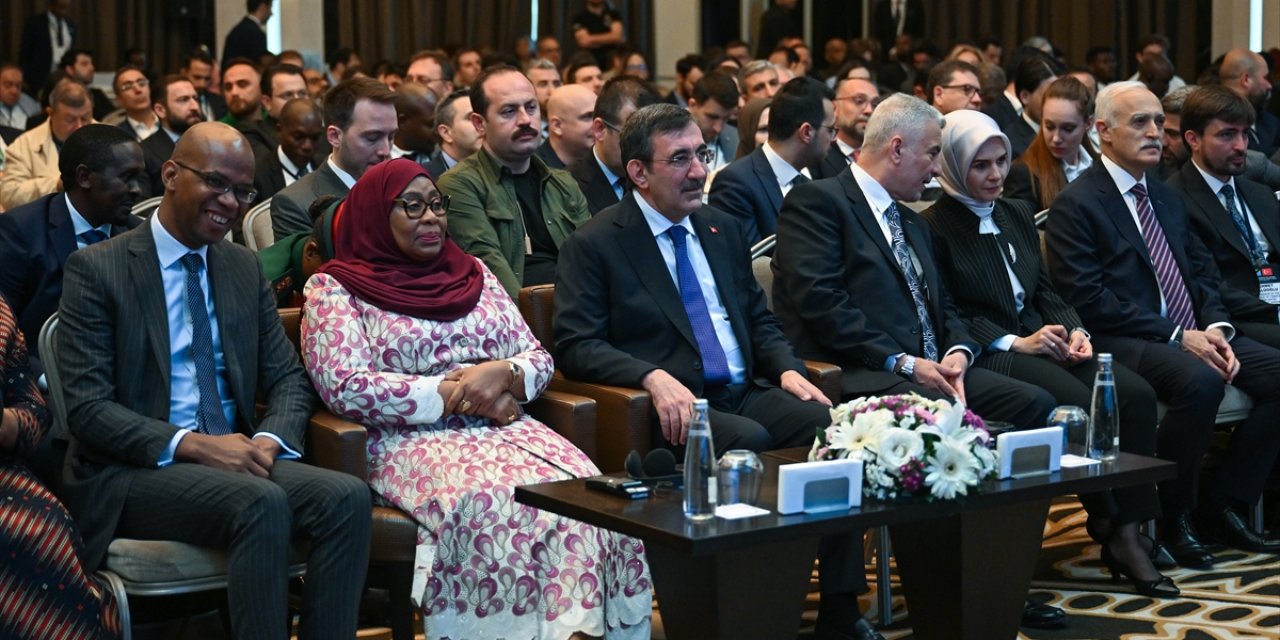 Cumhurbaşkanı Yardımcısı Yılmaz, Türkiye-Tanzanya İş Forumu'nda konuştu: