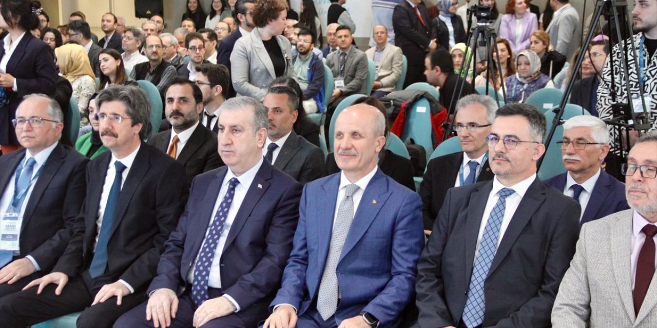 YÖK Başkanı Prof. Dr. Özvar, BTÜ Arama Konferansı'nda konuştu: