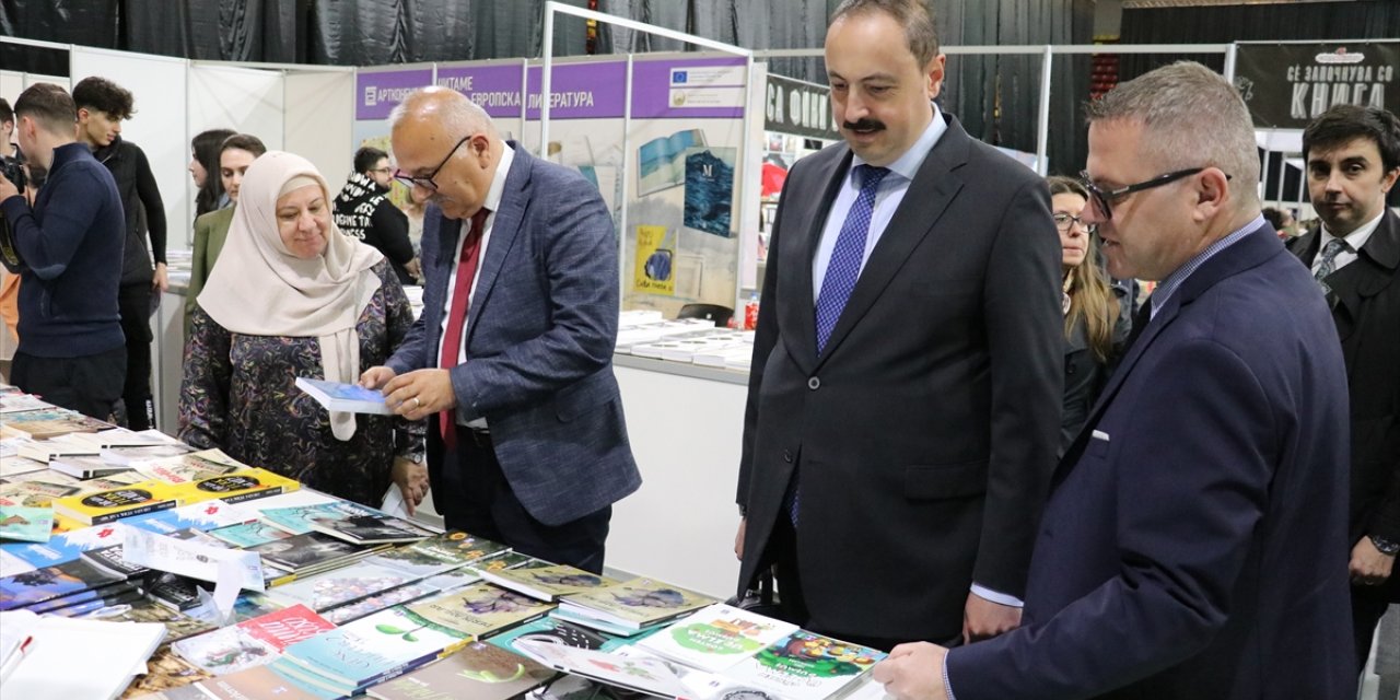 Türkiye’nin Üsküp Büyükelçisi Ulusoy, 36. Üsküp Kitap Fuarı'na katıldı