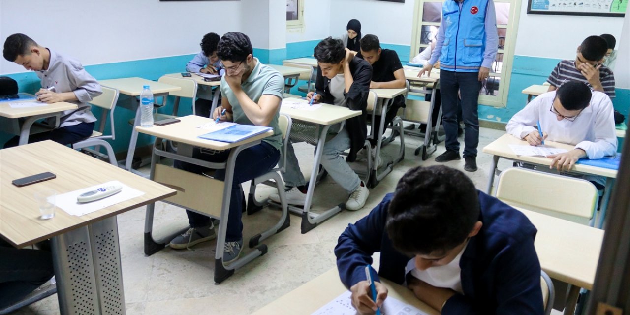 Mısırlı öğrenciler TDV bursu mülakatlarına yoğun ilgi gösterdi