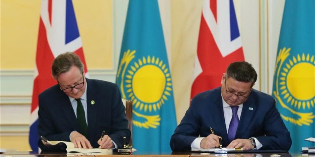 Kazakistan ile İngiltere arasında stratejik ortaklık ve işbirliği anlaşması imzalandı