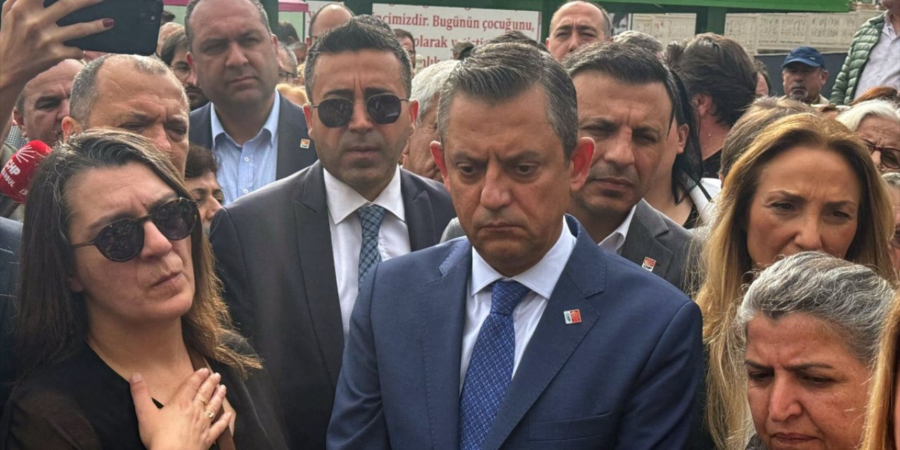 CHP Genel Başkanı Özel, tren kazası davası duruşmasını izlemek için Çorlu'ya geldi: