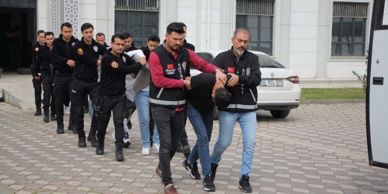Kocaeli'de kahvehanede bir kişinin silahla öldürülmesine ilişkin 7 kişi gözaltına alındı