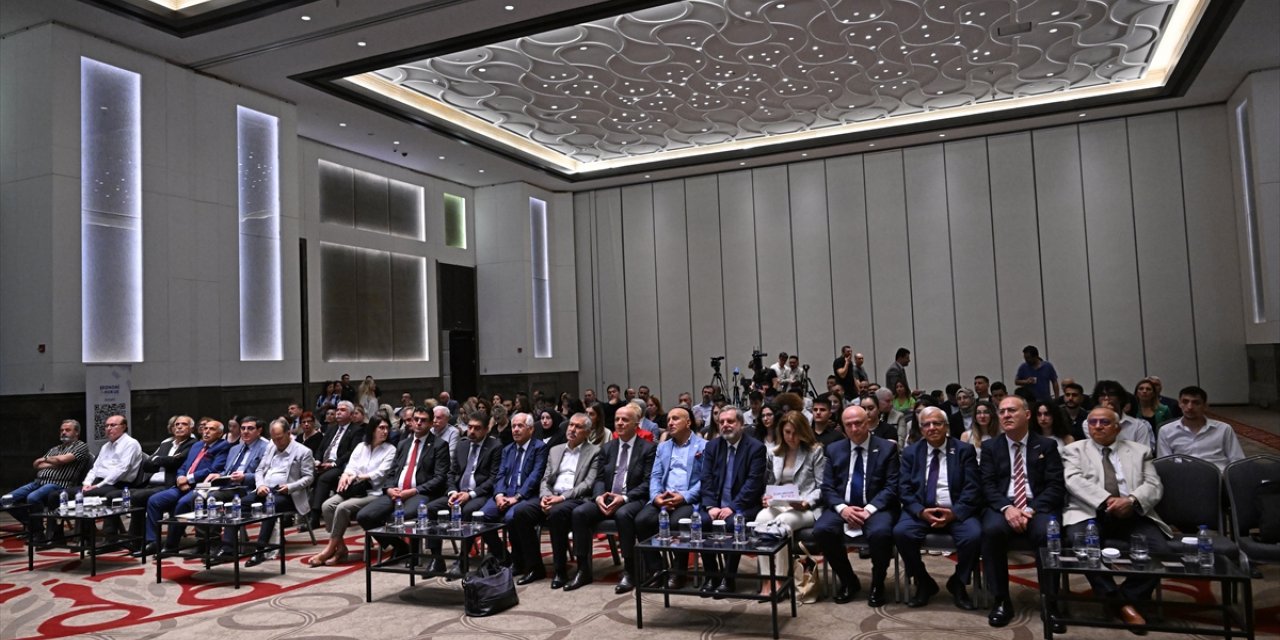 Adana'da "Ekonomi ve Hukuk Buluşmaları" programı düzenlendi