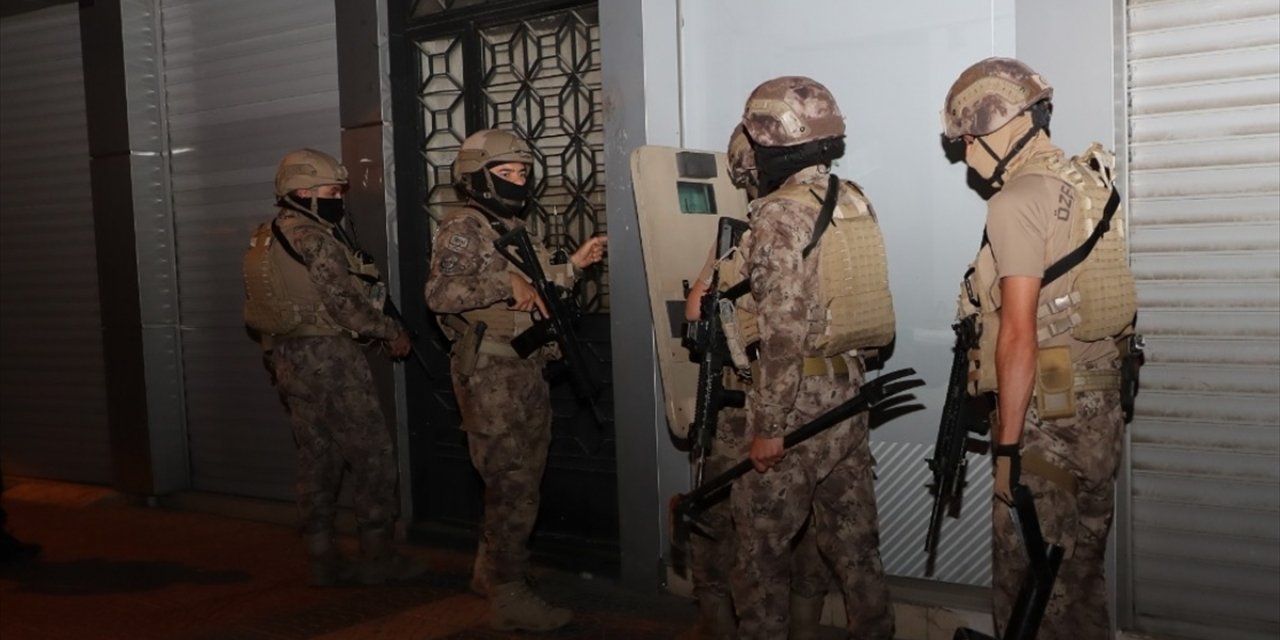 Mersin'de terör örgütü DEAŞ operasyonunda 9 şüpheli yakalandı