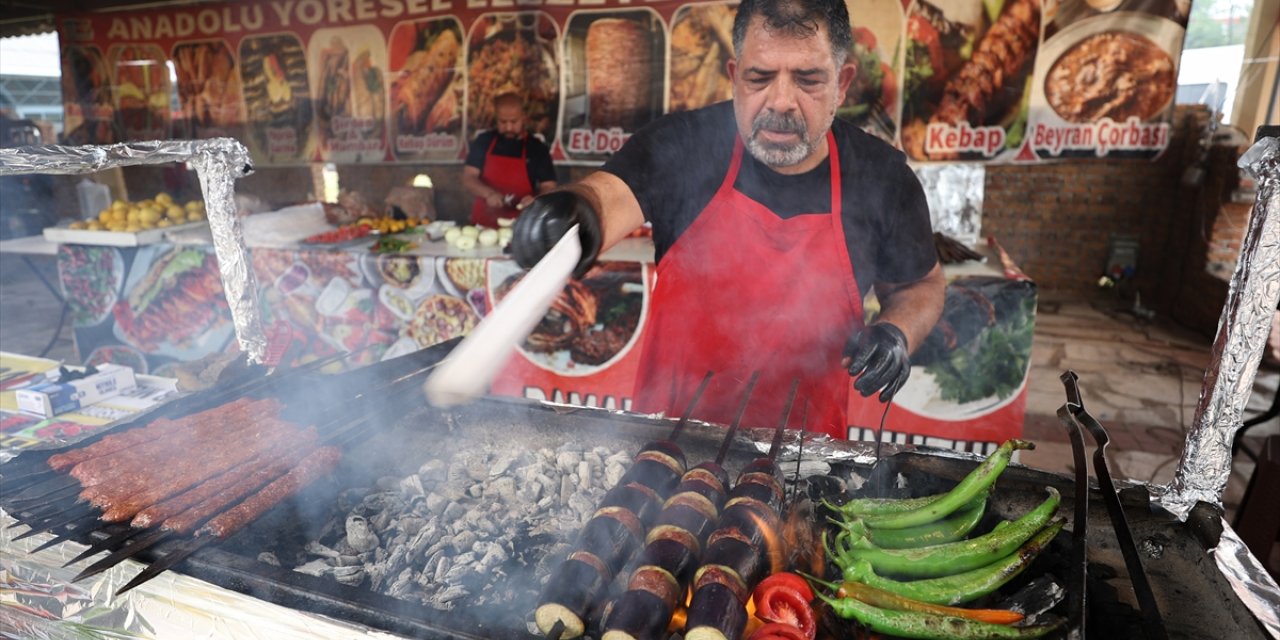Antalya'da Gaziantep Yemek Şenliği düzenlendi