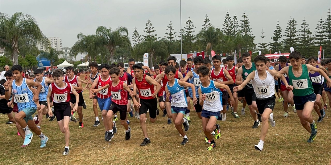 Atletizmde Anadolu Yıldızlar Kros Ligi final etabı yarışları Adana'da yapıldı