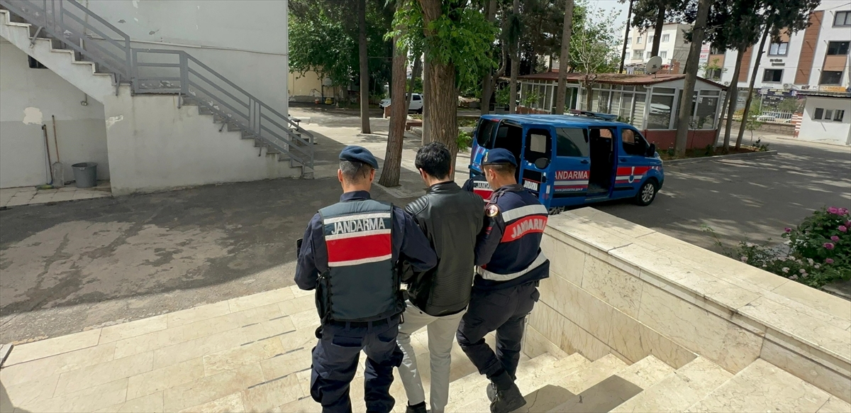 Gaziantep'te silah kaçakçılığı yaparak terör örgütüne finansman sağlayan zanlı yakalandı