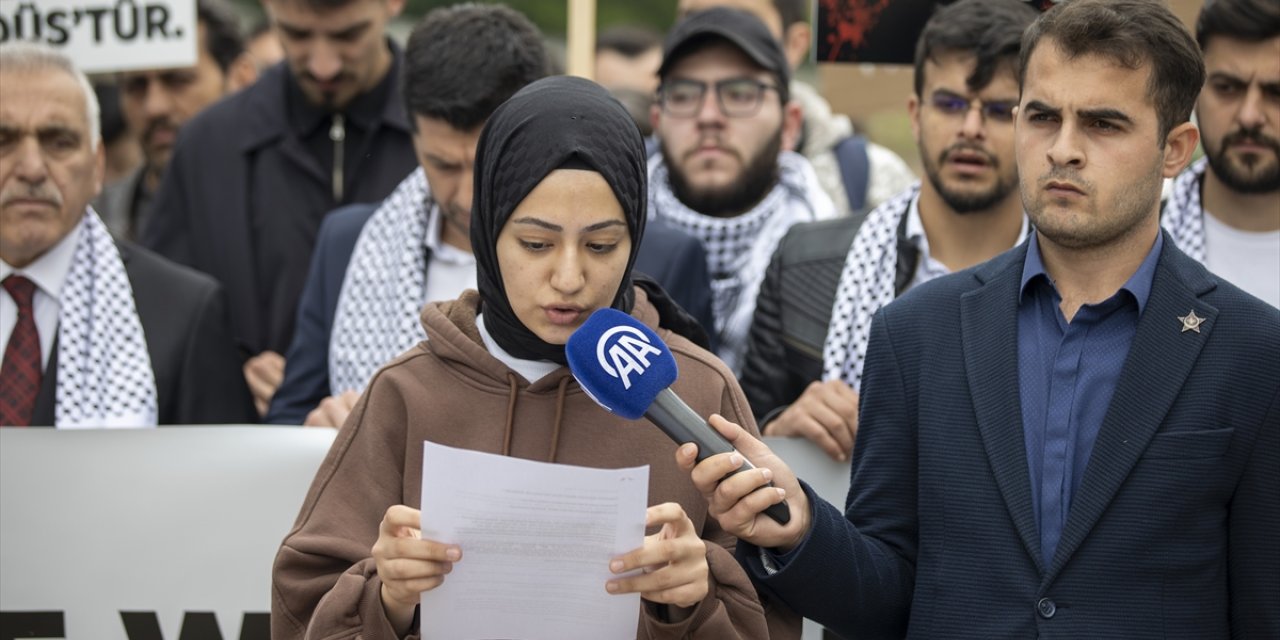 Sakarya'da üniversite öğrencileri Gazze'ye destek yürüyüşü düzenledi