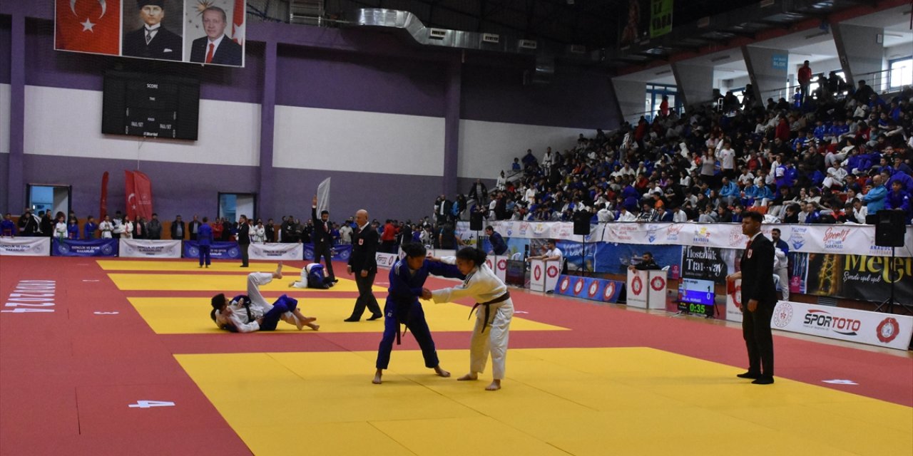 Spor Toto Yıldızlar Türkiye Judo Şampiyonası, Ordu'da başladı