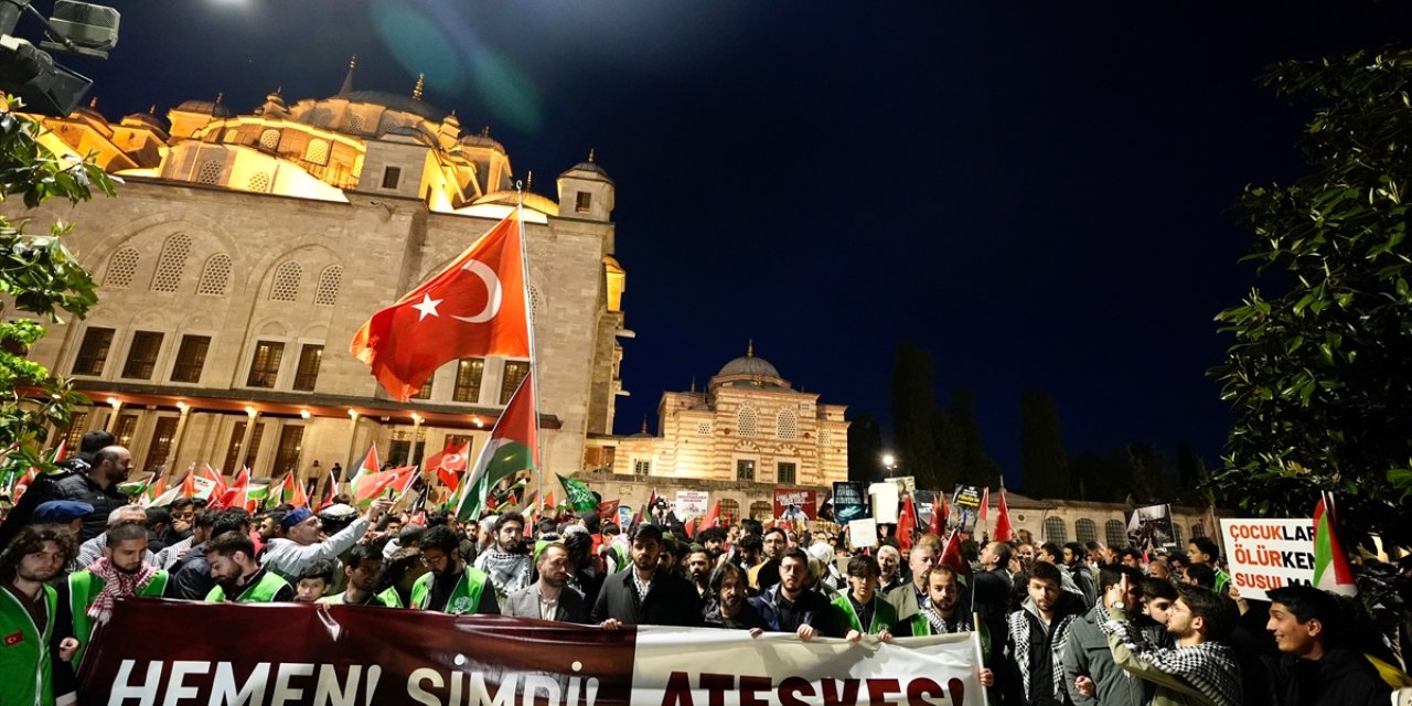 Fatih Camisi'nden Edirnekapı'ya Filistin'e destek yürüyüşü