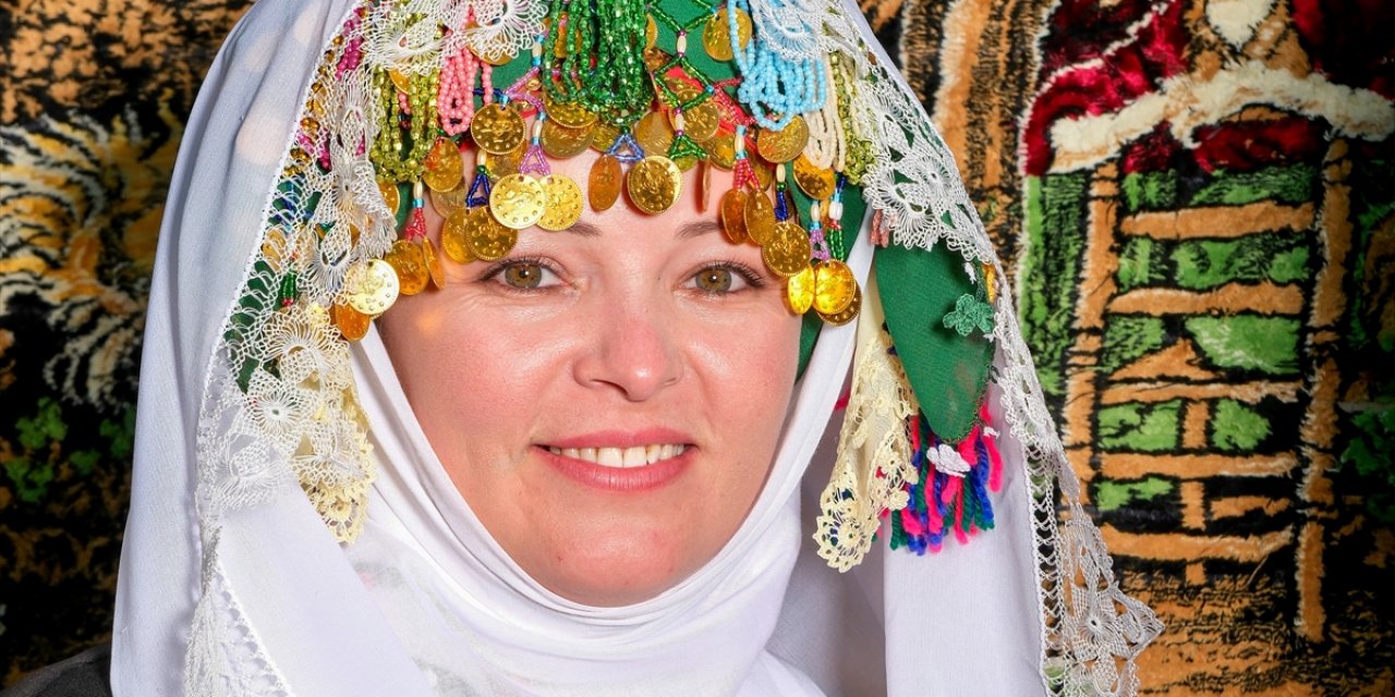 Kırklareli'nde unutulan "gelin başı çatma" geleneği Hıdrellez'de canlandırıldı