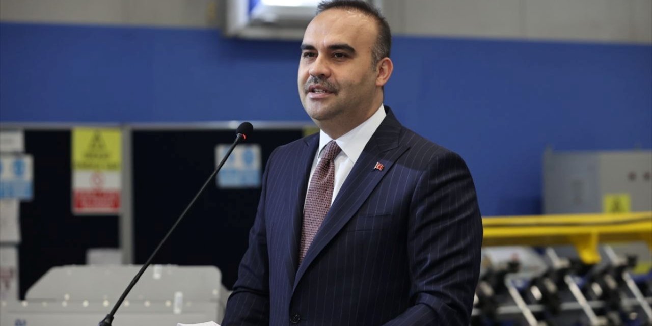Bakan Kacır, Ampherr Batarya Teknolojileri Fabrikası Açılış Töreni'nde konuştu: