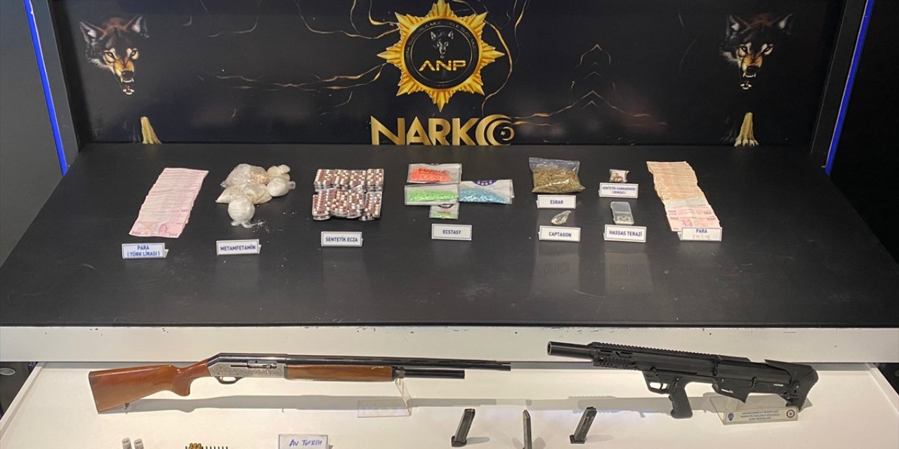Ankara'da uyuşturucu ticareti yapan ve satın alan 12 kişi yakalandı