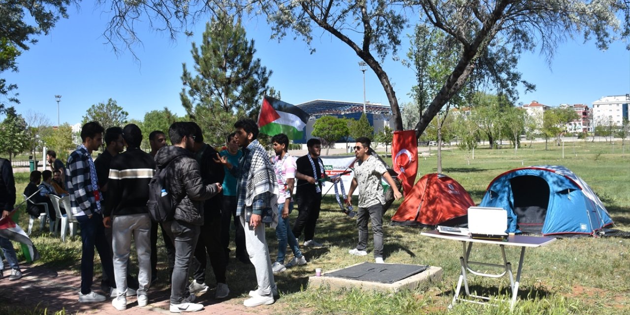 Afyon Kocatepe Üniversitesinde Gazze'ye destek için çadır nöbeti başlatıldı