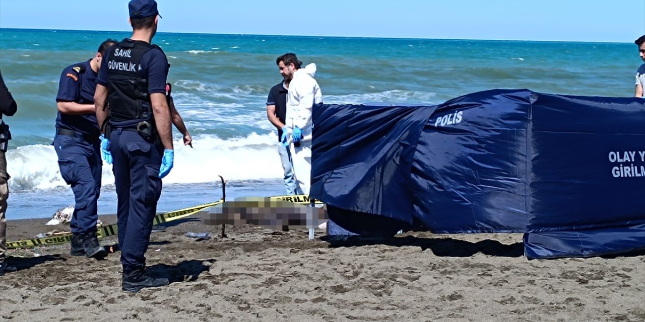Hatay'da sahilde erkek cesedi bulundu