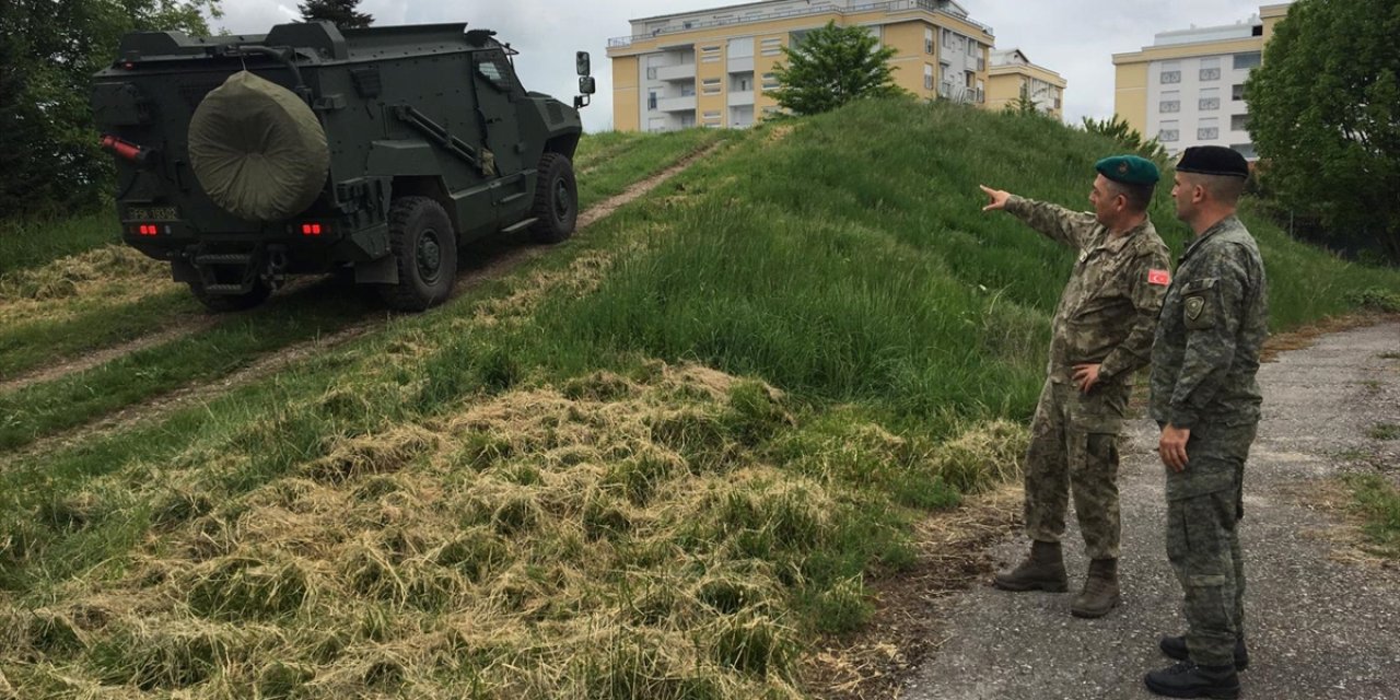 Mehmetçik'ten Kosovalı askerlere "Vuran" eğitimi