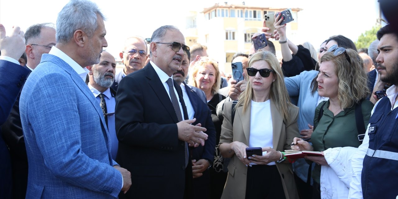 Çevre, Şehircilik ve İklim Değişikliği Bakanı Özhaseki, Hatay'da konuştu: