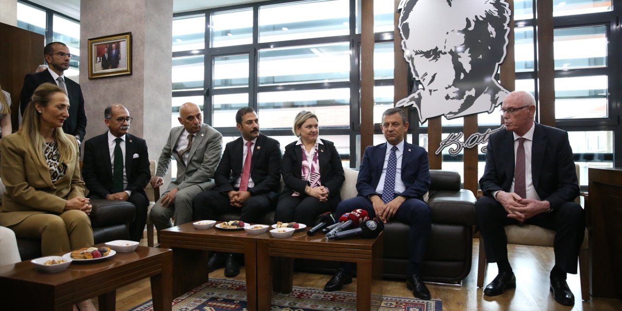 CHP Genel Başkanı Özel, Eskişehir'de konuştu: