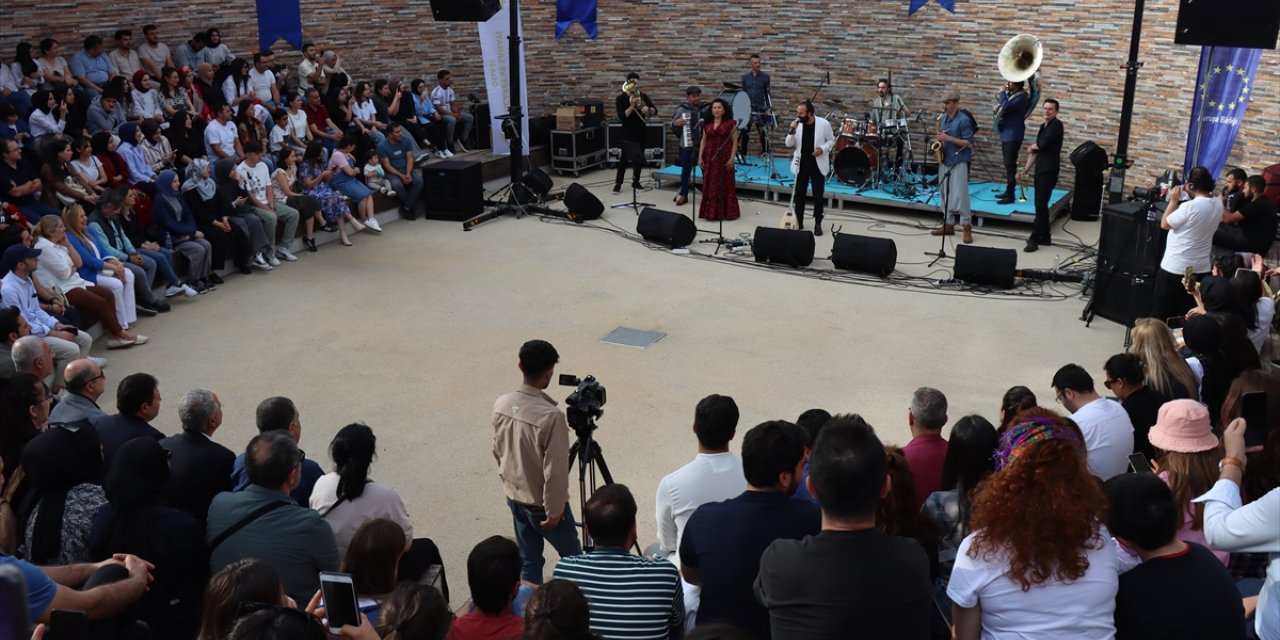 Haidouti Orkestrası Göbeklitepe'de sahne aldı