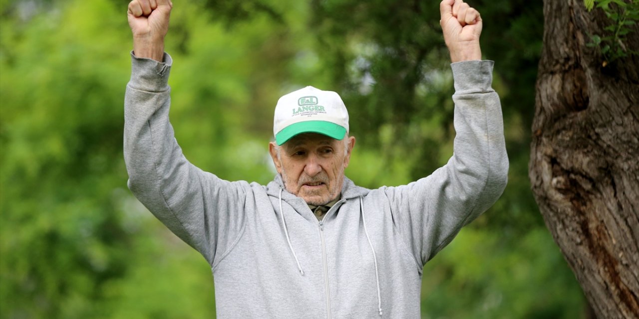 Lüleburgaz'ın 83 yaşındaki "sportmen dedesi" günlük egzersizle zinde kalıyor