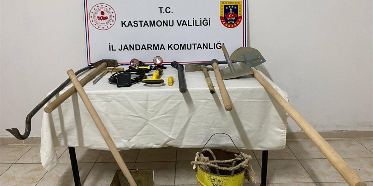 Kastamonu'da izinsiz kazı yapan 5 şüpheli suçüstü yakalandı