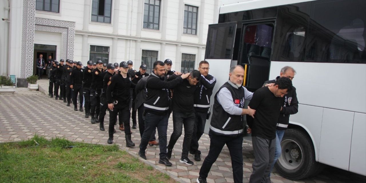 Kocaeli'de 7 yıl önce kaybolan kadını öldürdükleri iddiasıyla yakalanan 12 şüpheli tutuklandı