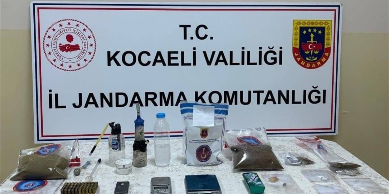 Kocaeli'de uyuşturucu operasyonunda 4 şüpheli yakalandı