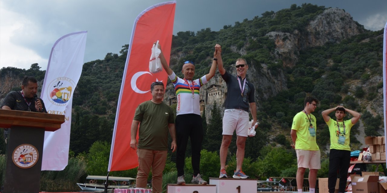 Muğla'da Caretta Caretta Granfondo Bisiklet Yol Yarışı yapıldı