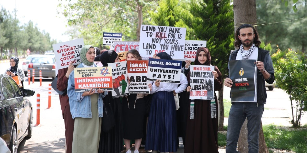 Diyarbakır'da üniversite öğrencilerinden İsrail'in Gazze'deki saldırılarına tepki