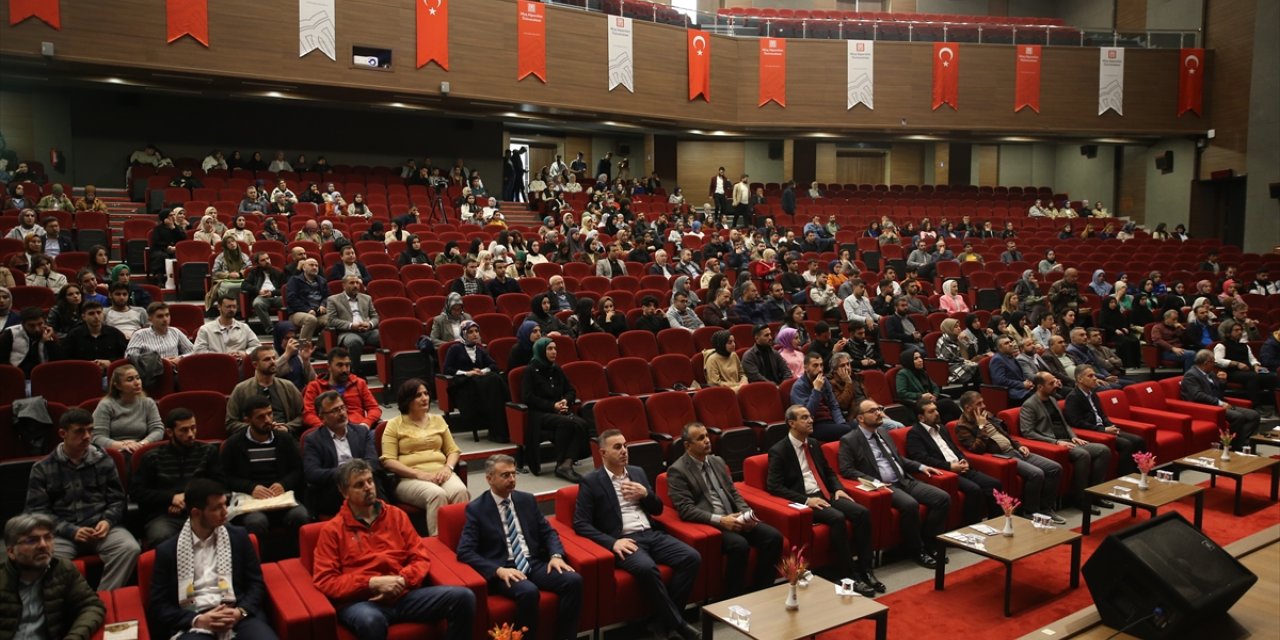 Muş'ta düzenlenen "Filistin Günleri" programı devam ediyor